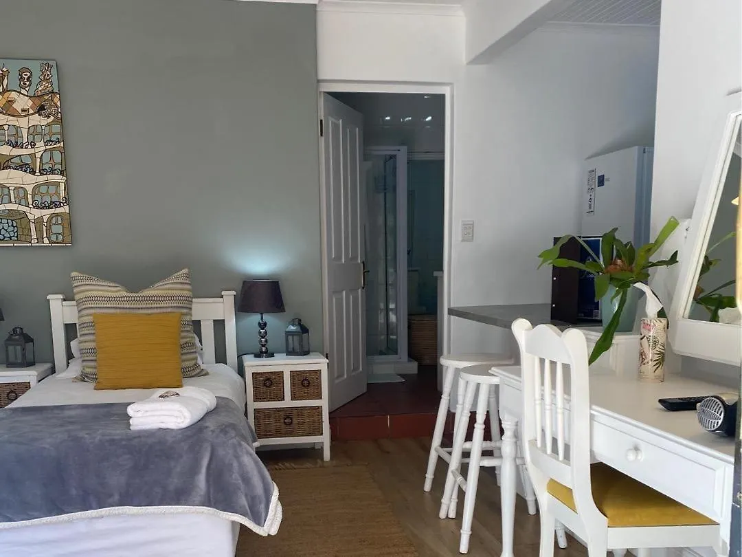 Dunvegan Lodge Clovelly 0*,  South Africa